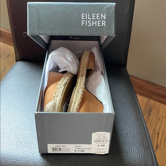 Eileen Fisher NWT in box Sand color, Tumbled Nubuck espadrilles - Picture 8 of 8
